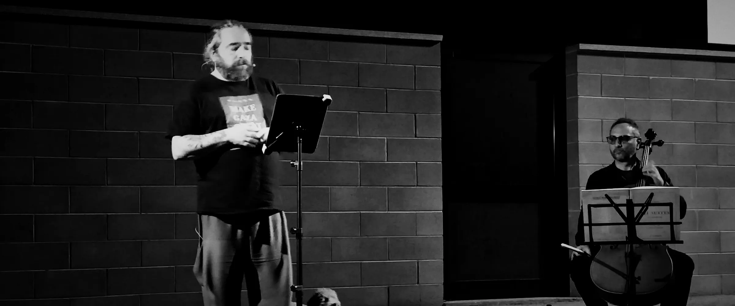 Giulio Cavalli in scena